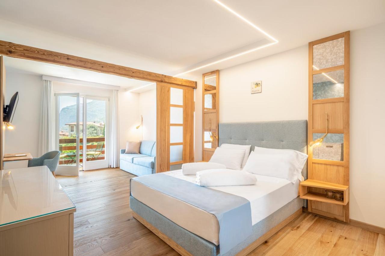 Hotel Caravel Limone sul Garda Exterior photo