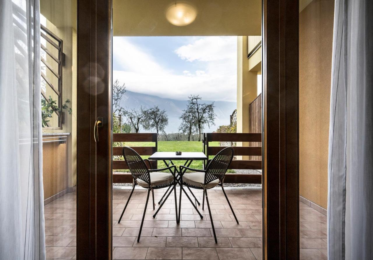 Hotel Caravel Limone sul Garda Exterior photo