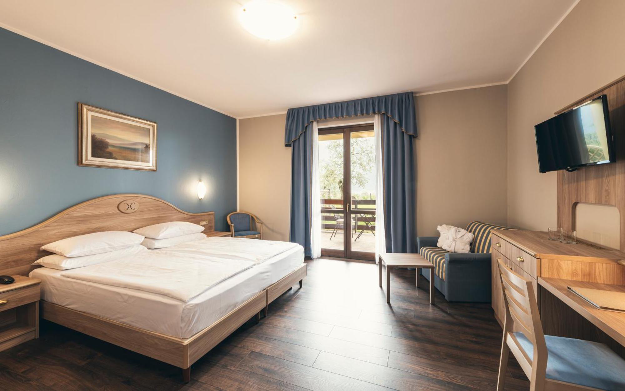 Hotel Caravel Limone sul Garda Exterior photo