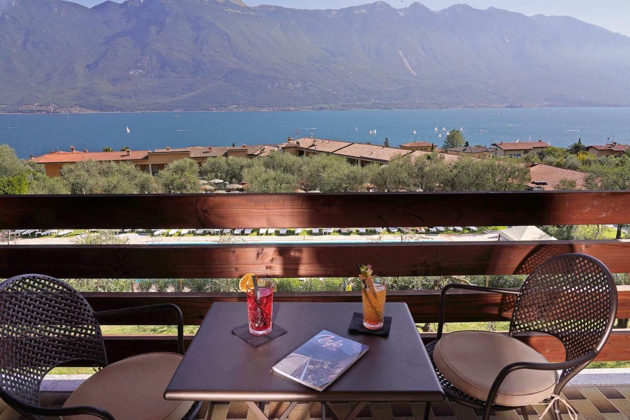 Hotel Caravel Limone sul Garda Exterior photo