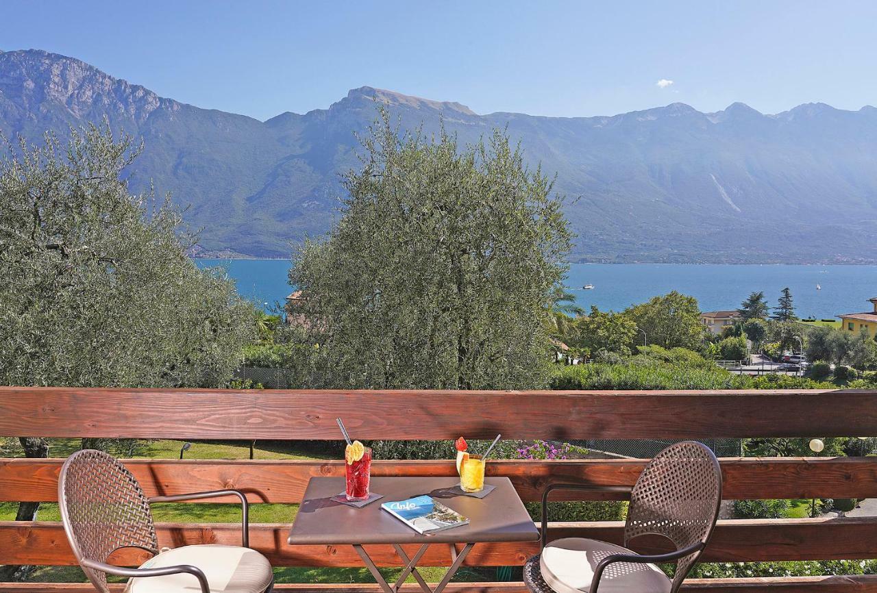 Hotel Caravel Limone sul Garda Exterior photo