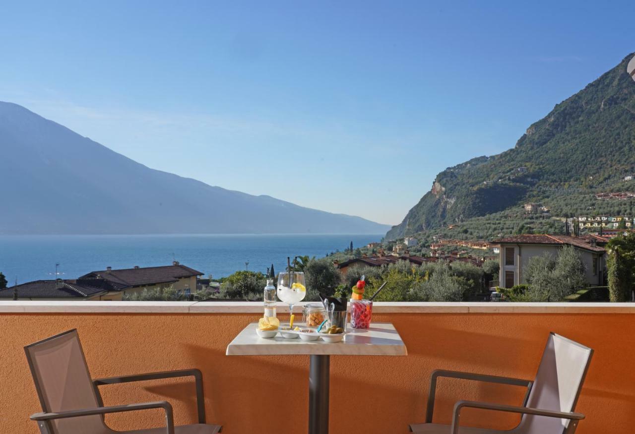 Hotel Caravel Limone sul Garda Exterior photo
